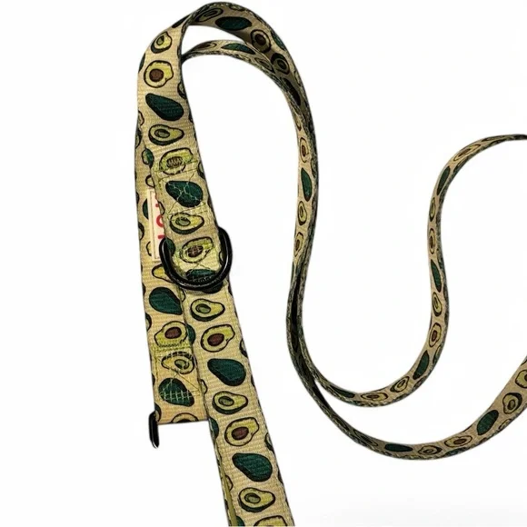Stylish Avocado Dog Leash - Green- Made in Puerto Rico - Picture 4 of 4